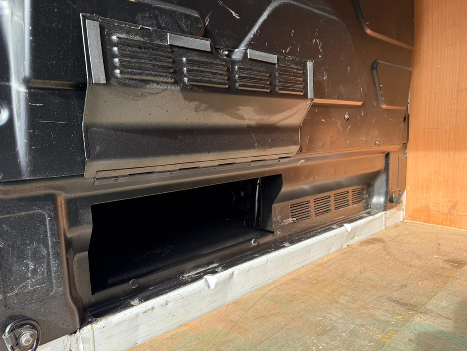 2023 Ford Transit Custom - image 22