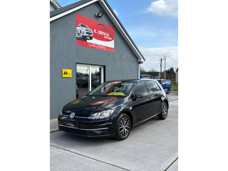 2017 Volkswagen Golf - image 9