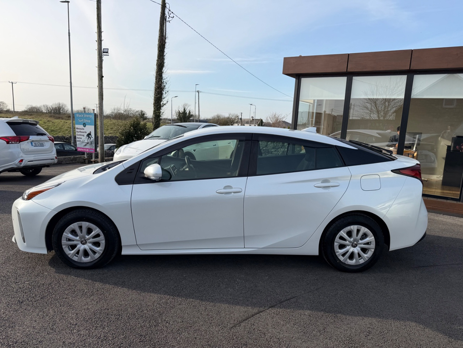 2021 Toyota Prius - image 10