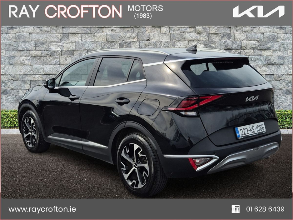 2022 Kia Sportage - image 3