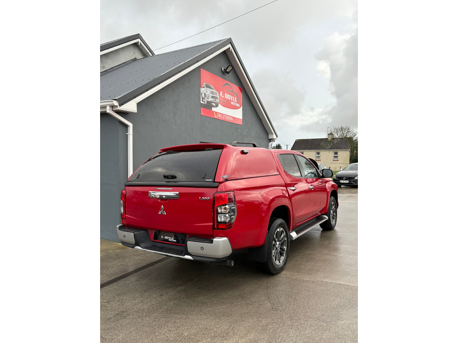 2021 Mitsubishi L200 BARBARIAN DI-D AUTO DCB €27,950