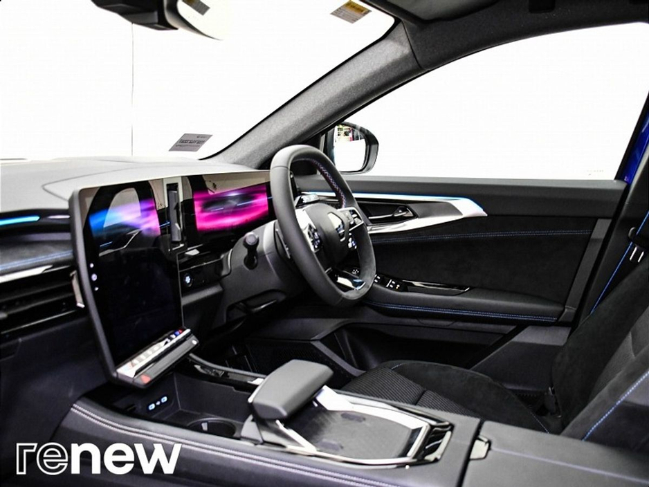 2024 Renault Austral E-TECH Hybrid 200 iconic esprit Alpine €39,950