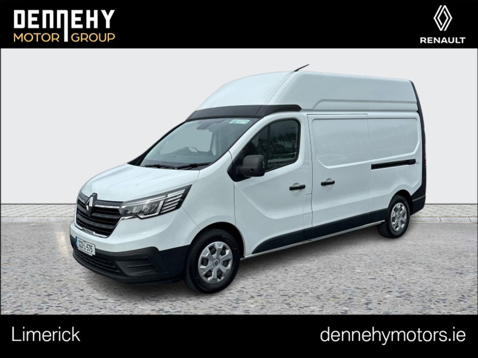 2022 Renault Trafic - image 14