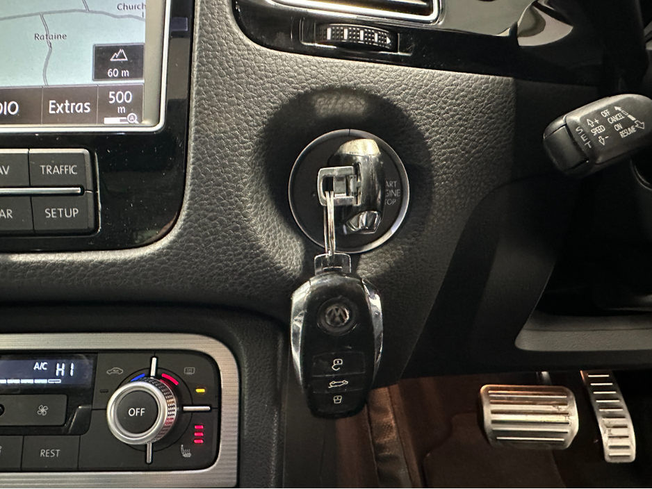 2015 Volkswagen Touareg CV 3.0 TDI 262BHP V6 5DR AUTO VW/AUDI SPECIALISTS WWW.DENISDARCYCARS.IE €20,950