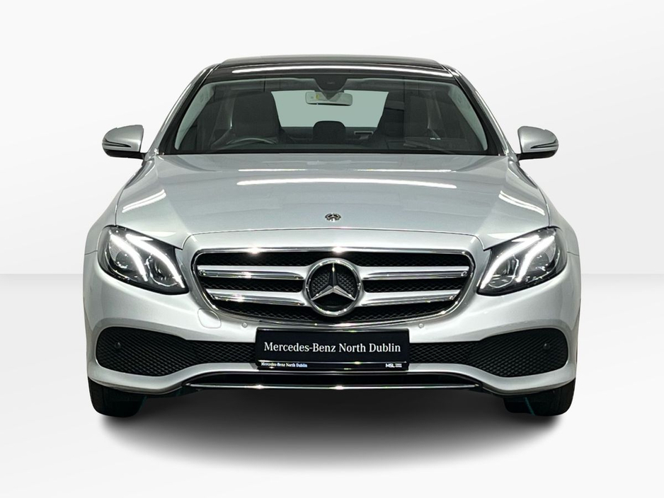 2017 Mercedes-Benz E Class 220d Avantgarde - 17 Inch Alloys - Reversing Camera - Panoramic Sunroof - Ambient Lighting - Sat Nav - Climate Control - Electric Heated Memory Seats - Keyless Start - Auto Lights/Wipers