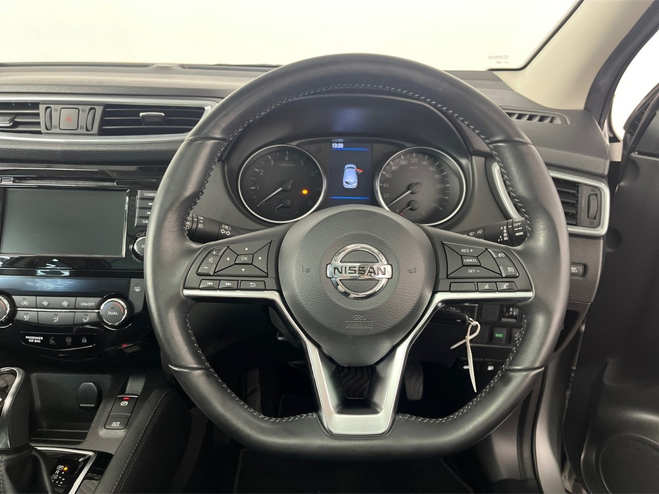 2020 Nissan Qashqai 1.3**SEMI DIGITAL DASH**PANORAMIC ROOF**TOUCH SCREEN MEDIA**DUAL CLIMATE CONTROL**REVERSE CAMERA**MULTIFUNCTIONAL STEERING WHEEL**BLACK CLOTH INTERIOR**ELECTRIC HANDBRAKE**FINANCE AVAILABLE** €20,995