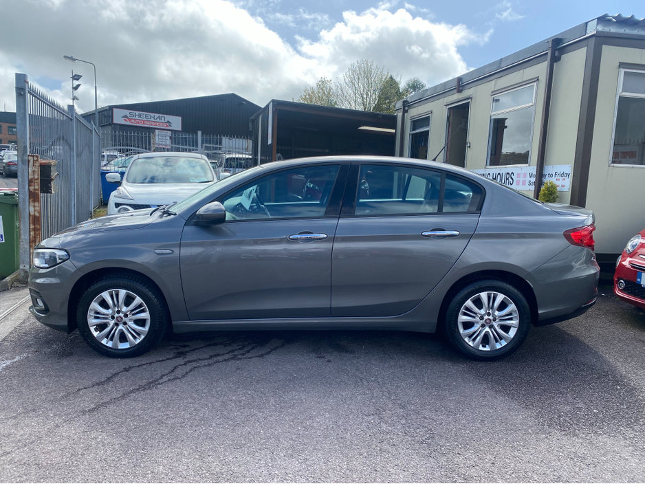 2017 Fiat Tipo - image 7