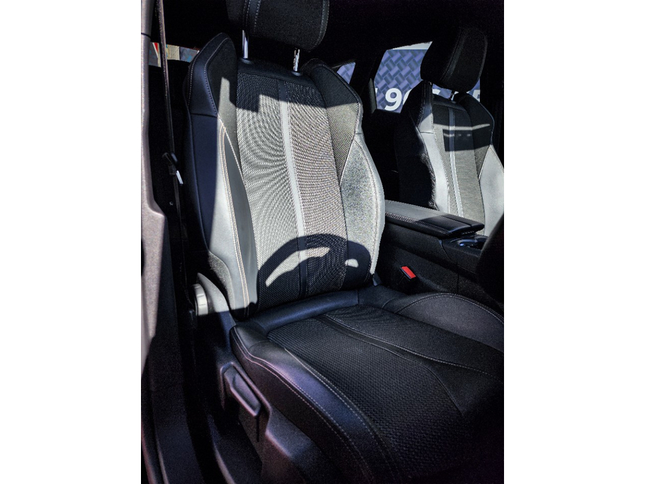 2023 Peugeot 3008 - image 26