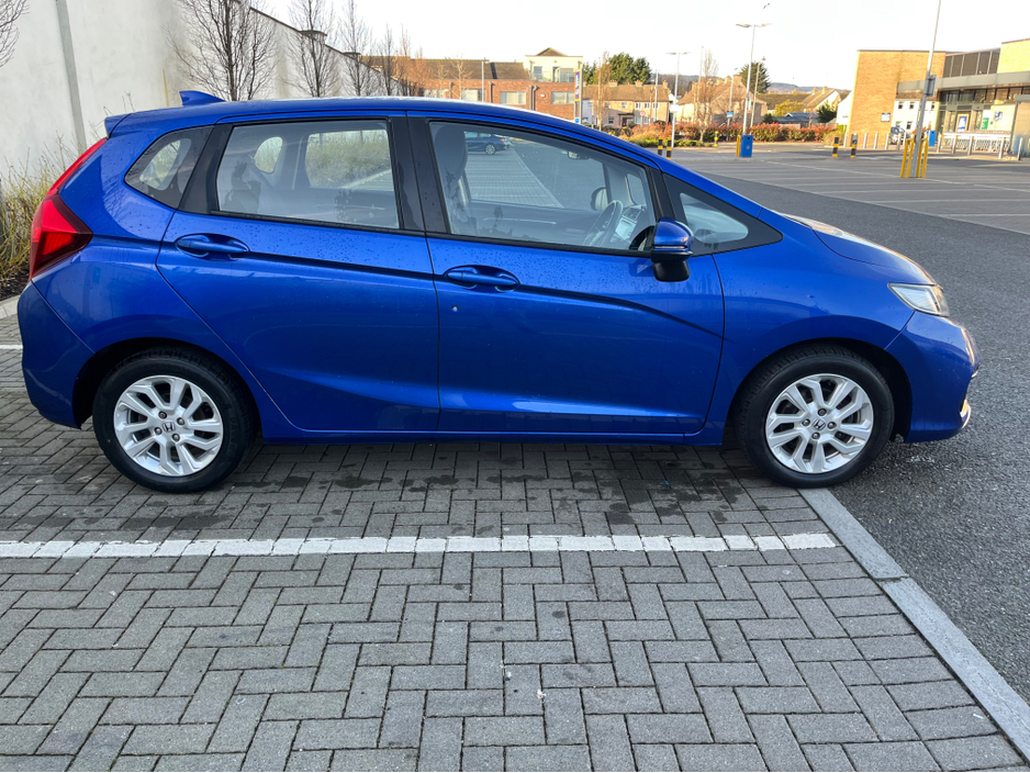 2018 Honda Jazz - image 7