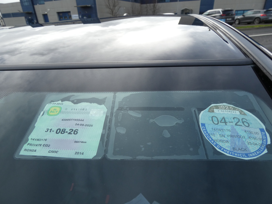 2014 Honda Civic - image 9