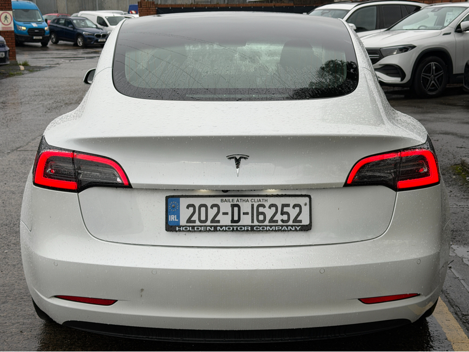 2020 Tesla Model 3 STANDARD RANGE + RWD..PANORAMIC ROOF €18,900