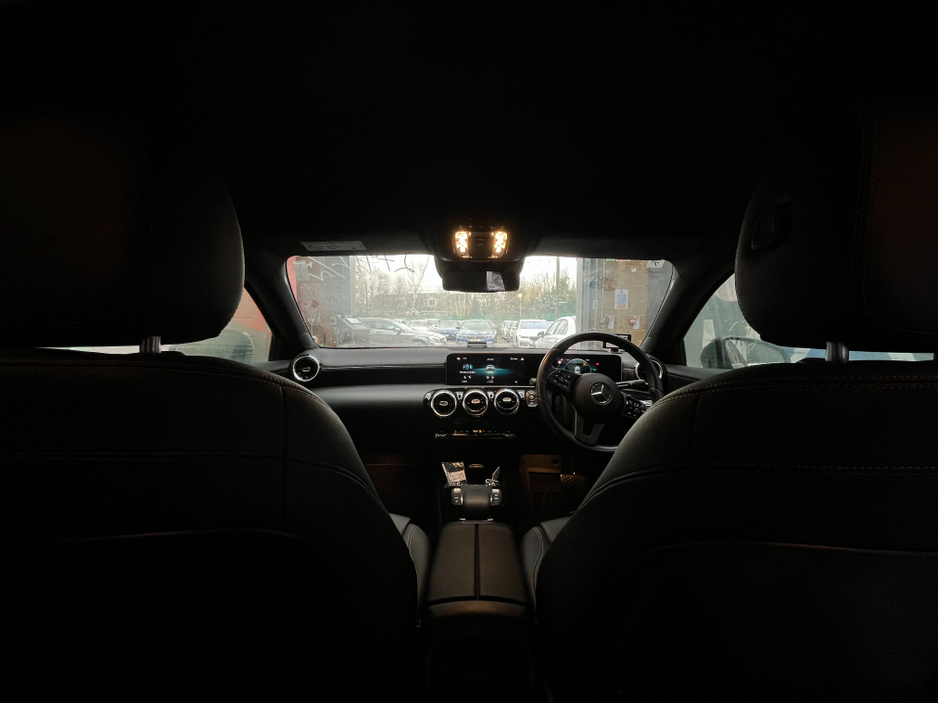 2021 Mercedes-Benz A Class 2021 MERCEDES-BENZ A180 SEDAN 1.4 AUTOMATIC / CRUISE CONTROL / REVERSE CAMERA / PADDLE SHIFTERS