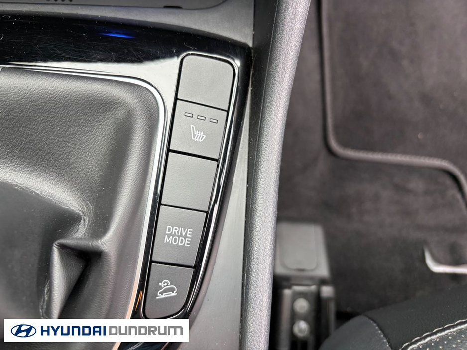 2022 Hyundai Tucson - image 10