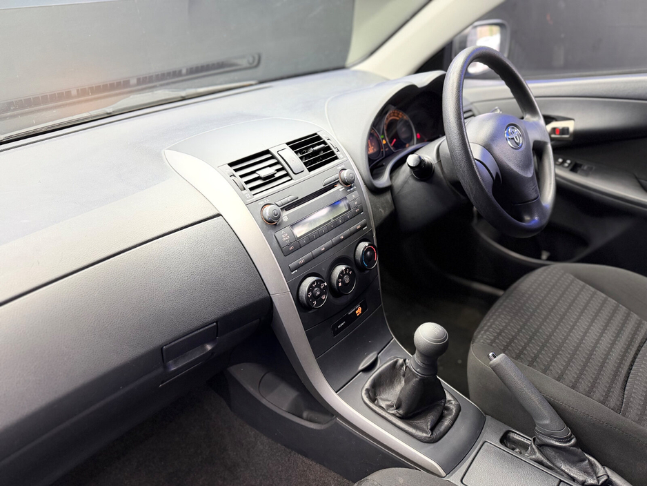 2009 Toyota Corolla 1.4 VVT-i 4Dr Terra €3,200