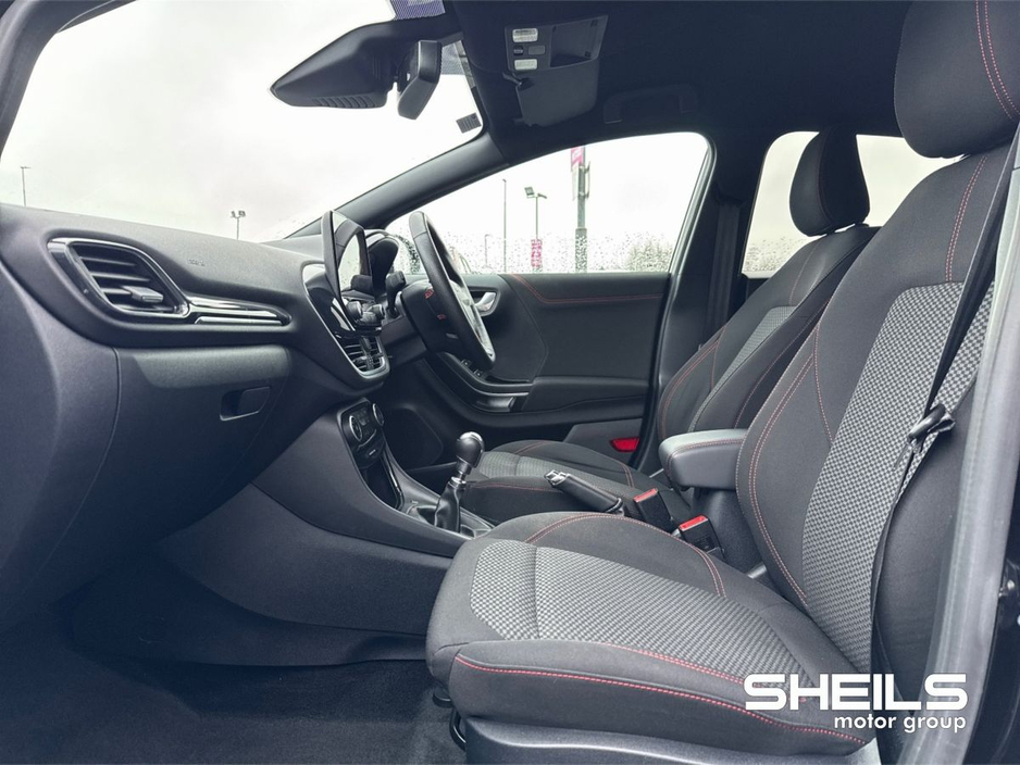 2023 Ford Puma - image 5