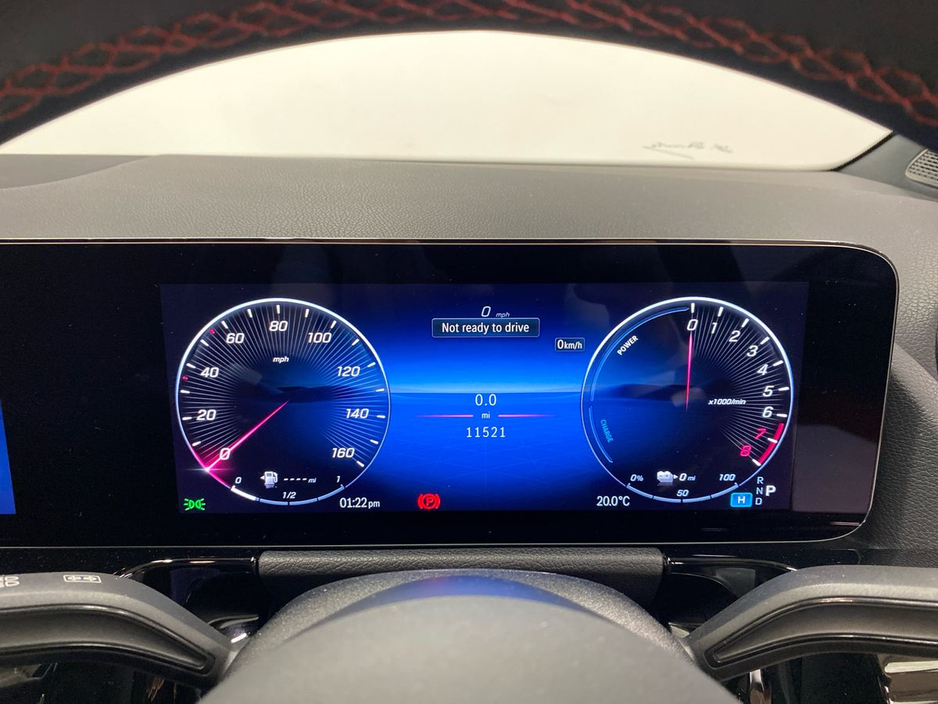 2024 Mercedes-Benz GLA Class - image 8