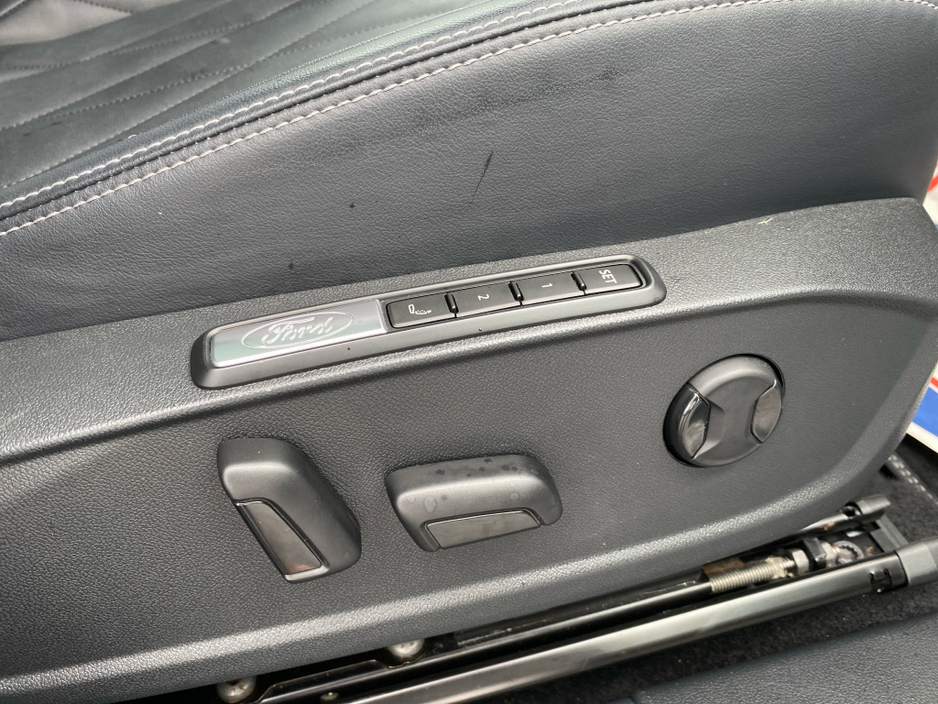 2025 Ford Explorer - image 20