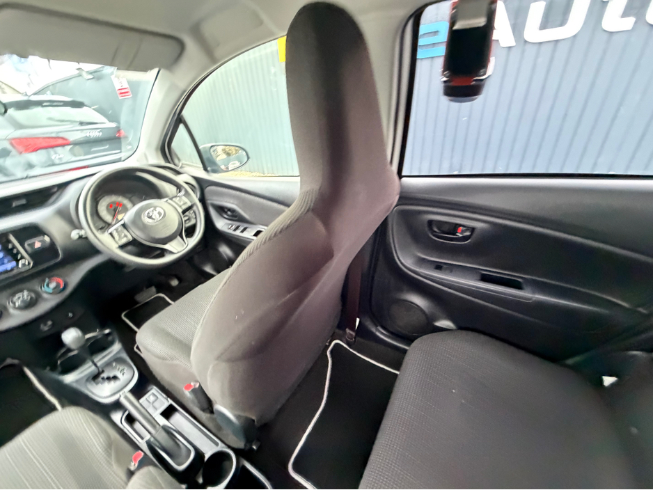 2019 Toyota Vitz - image 41