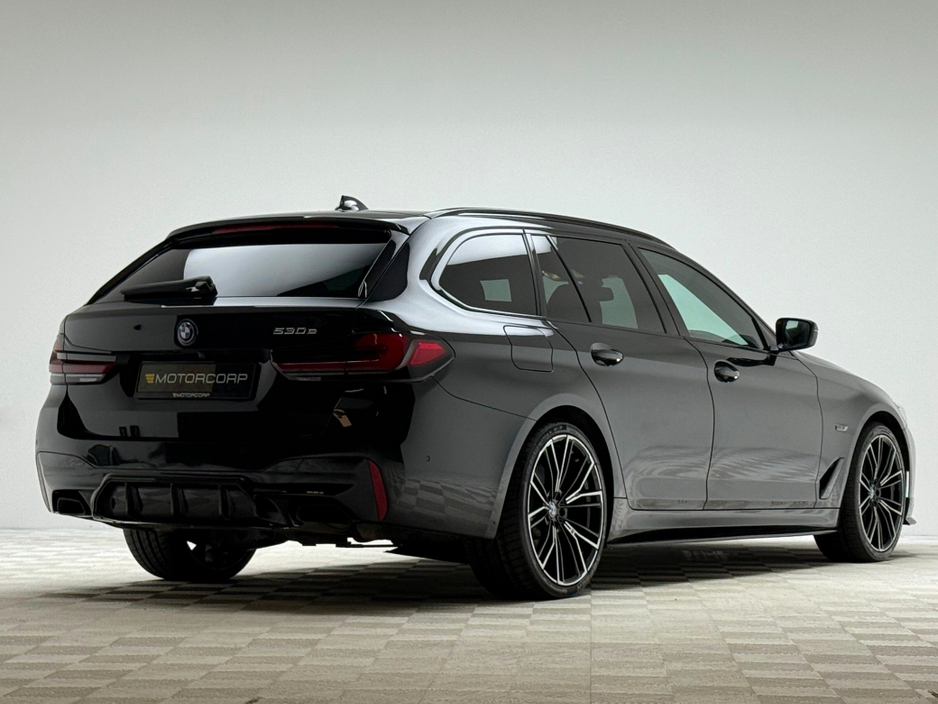 2023 BMW 5 Series 530E M SPORT PRO TOURING €43,990