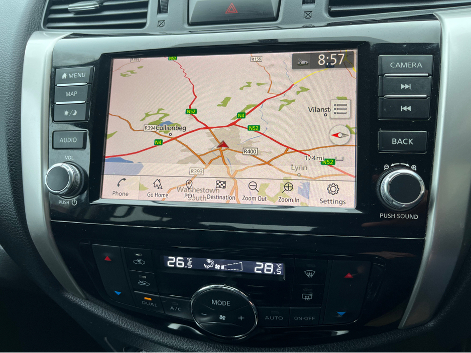 2020 Nissan Navara - image 15