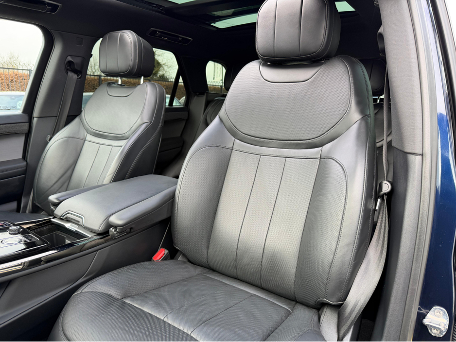 2023 Land Rover Range Rover Sport - image 17
