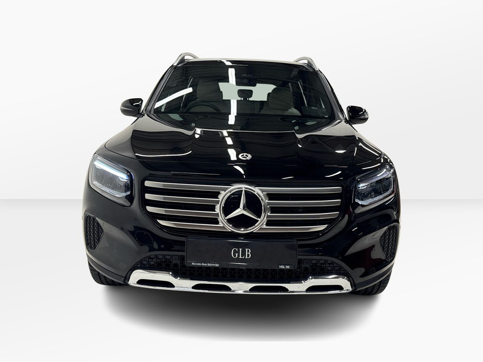 2026 Mercedes-Benz GLB - image 10