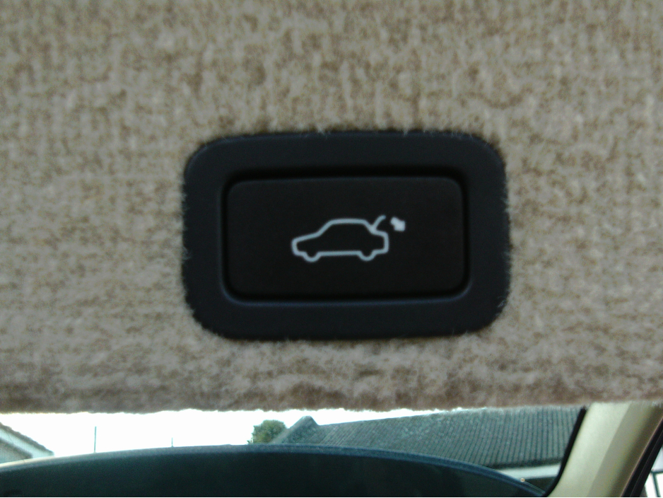 2015 Volvo XC60 D4 FWD SE GT 5DR AUTO * FSH * NCT 05/27 €17,495