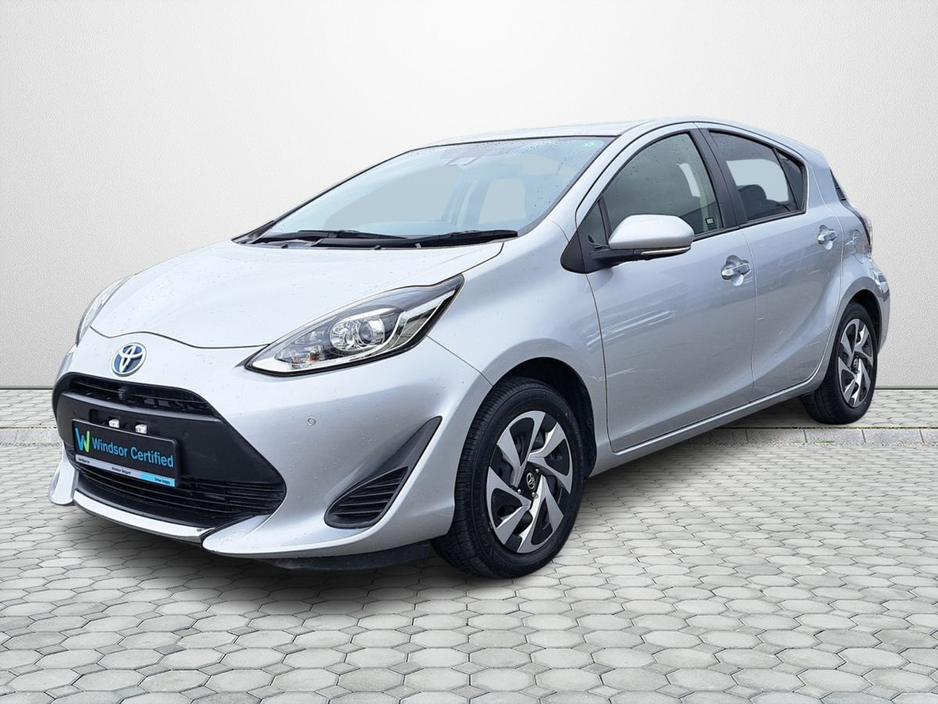 2020 Toyota Aqua - image 8