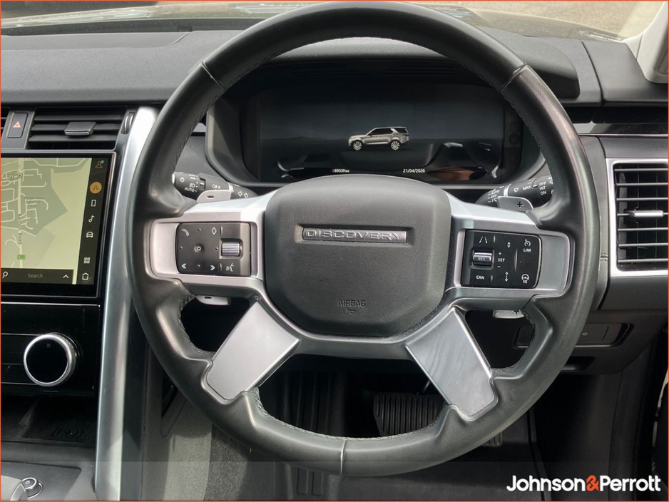 2023 Land Rover Discovery - image 12