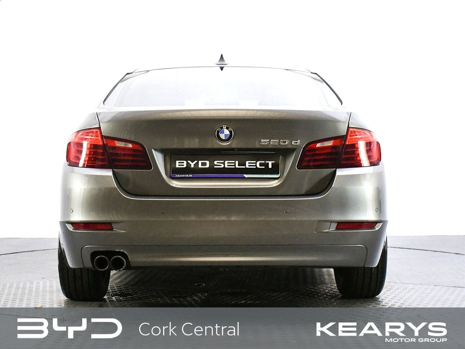 2015 BMW 5 Series 520d SE Auto €15,888