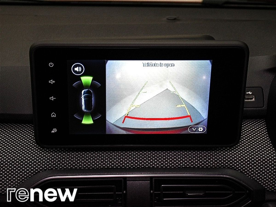 2023 Dacia Jogger - image 30