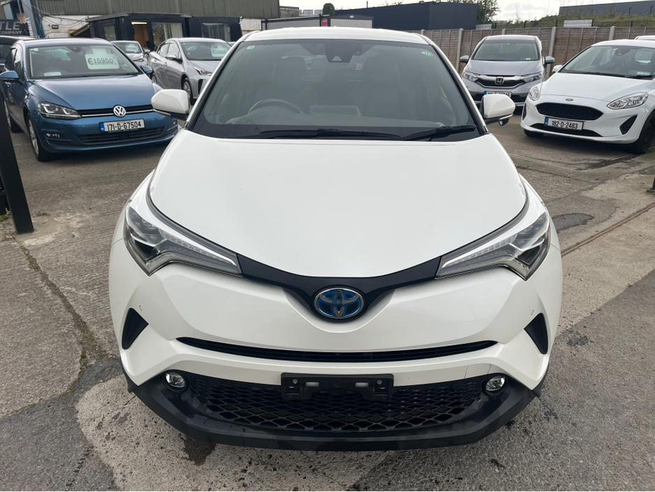 2018 Toyota C-HR - image 2