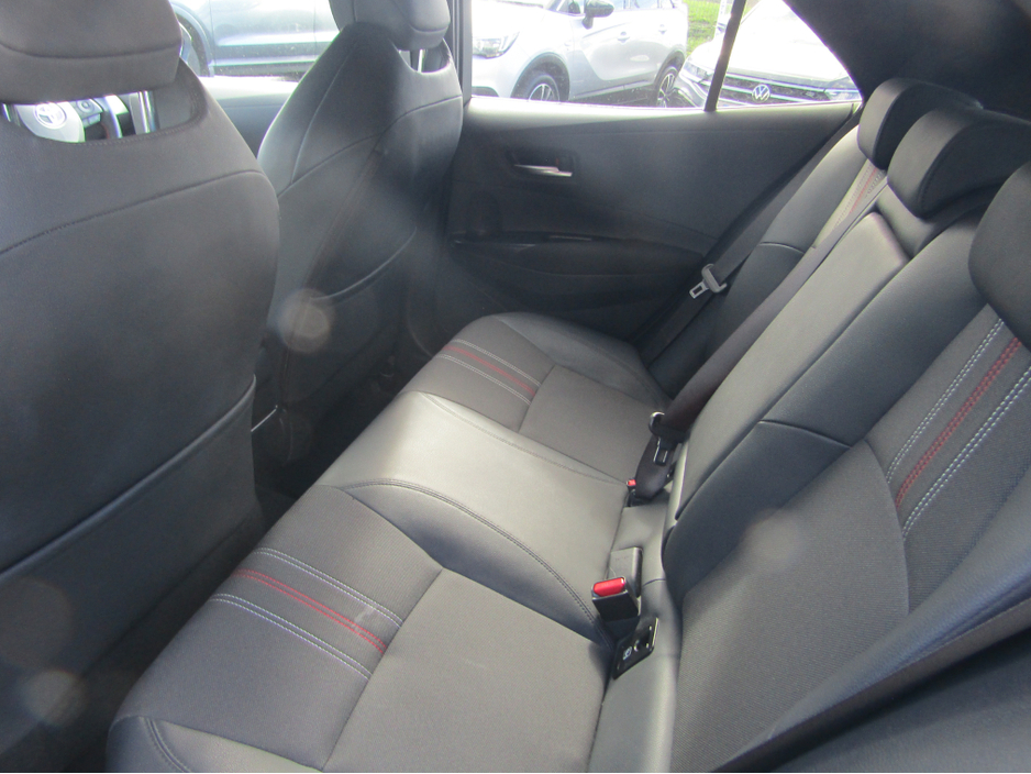 2022 Toyota Corolla - image 10