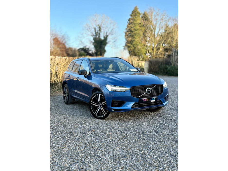 2021 Volvo XC60 - image 3