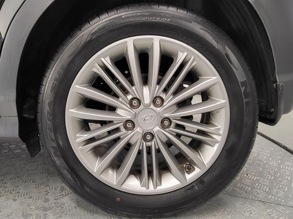 2020 Hyundai Kona - image 11