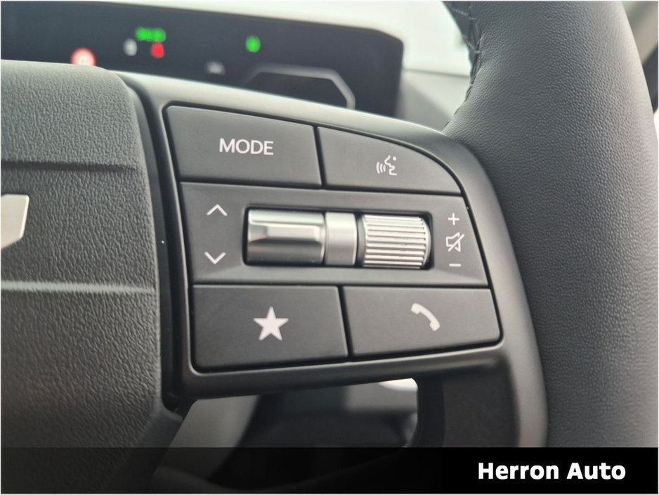 2026 Kia K4 - image 10