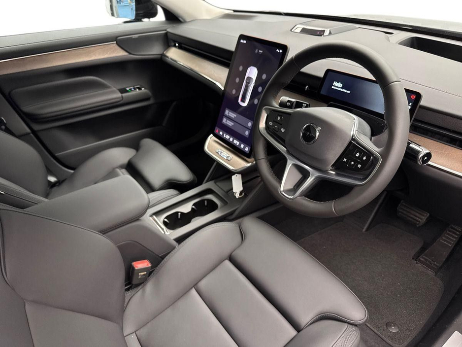 2026 Volvo ES90 - image 6