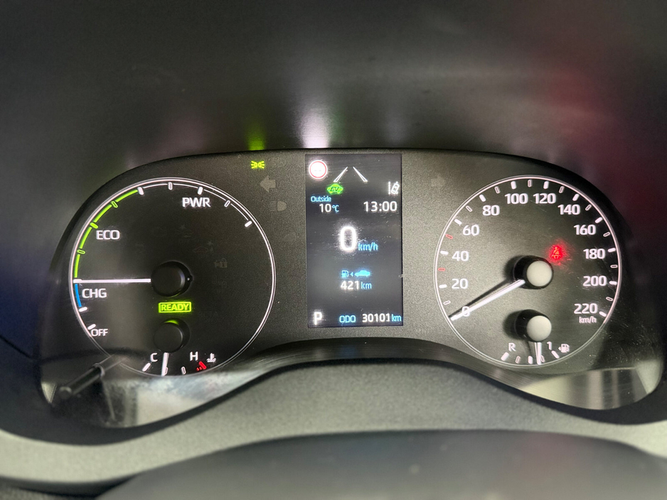 2024 Toyota Yaris - image 20