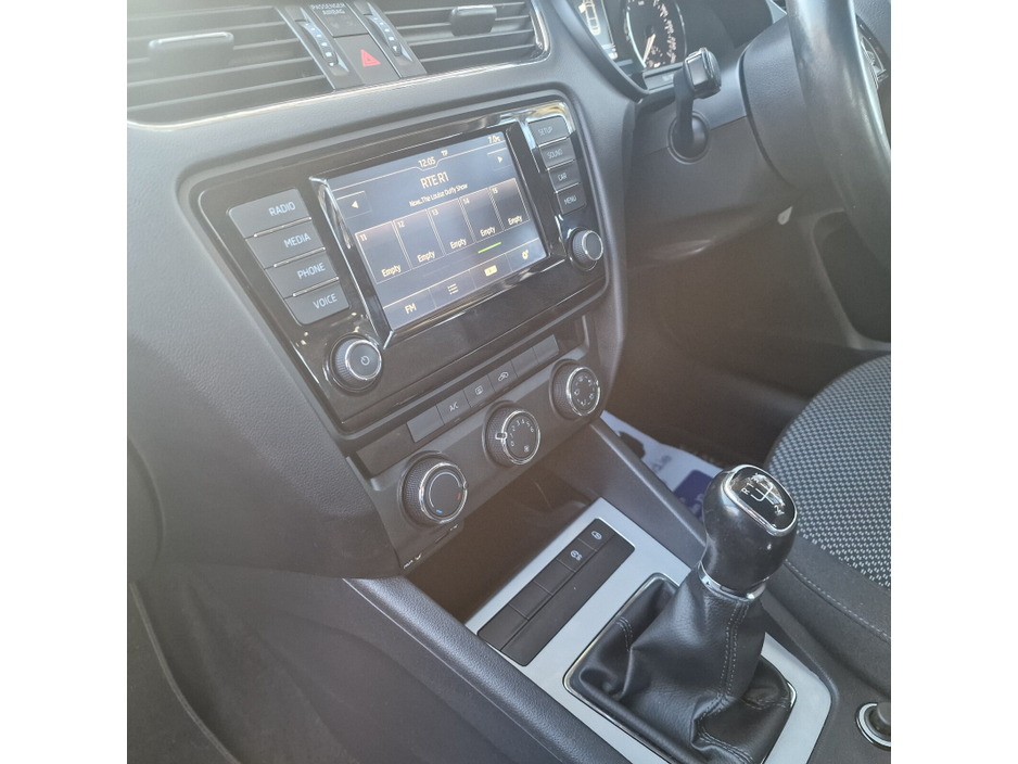 2017 Skoda Octavia AMBITION 1.2TSI 86HP €11,950