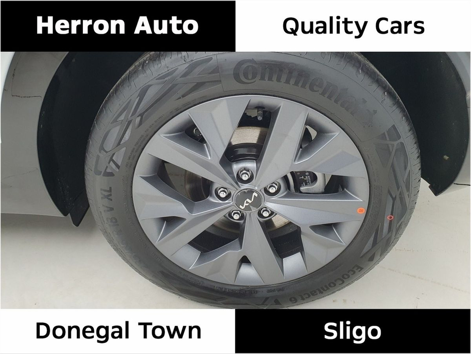 2024 Kia Sportage - image 4