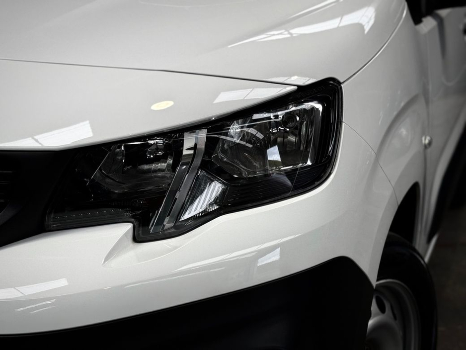 2023 Peugeot Partner BLUEHDI PROFESSIONAL PREMIUM PLUS L1 // 12 MONTH WARRANTY // SAME DAY FINANCE €13,950