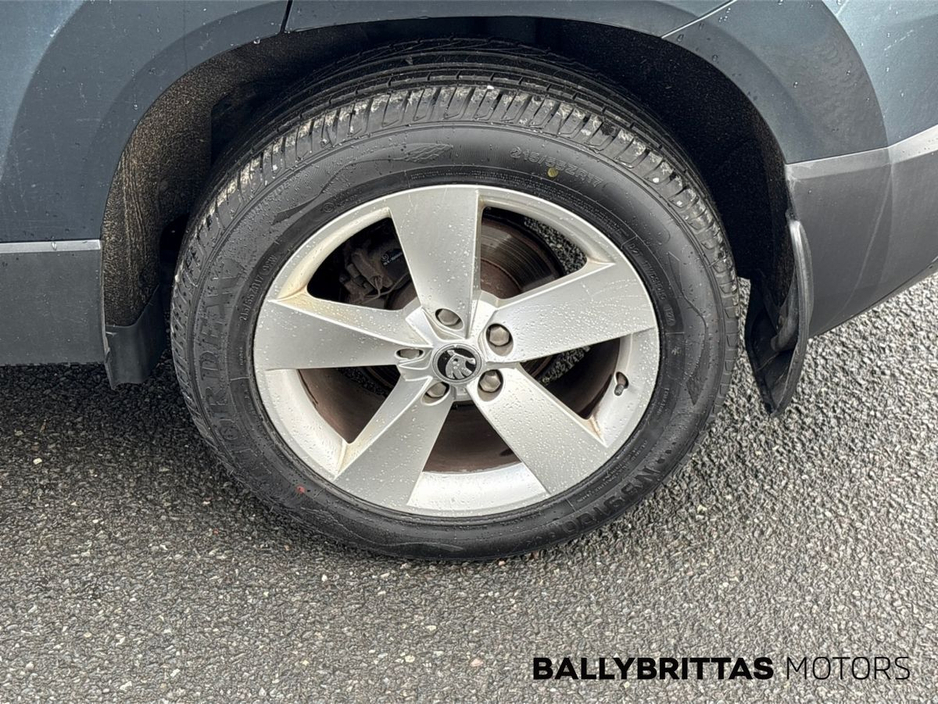 2019 Skoda Karoq - image 9