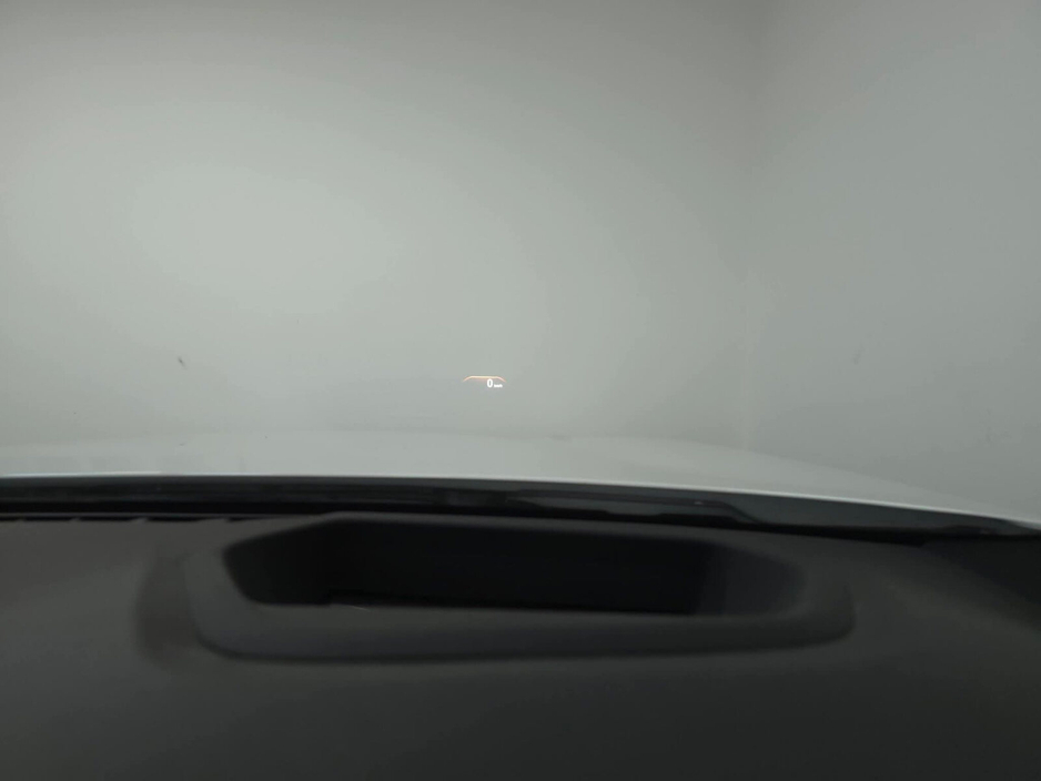 2017 BMW 5 Series - image 23