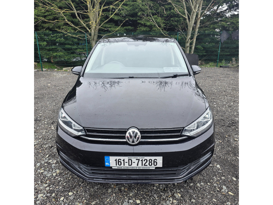 2016 Volkswagen Touran 1.2 TSI 110HP Trendline €15,950