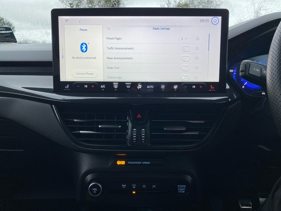 2023 Ford Focus - image 12