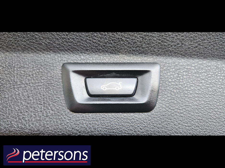 2015 BMW 2 Series - image 11