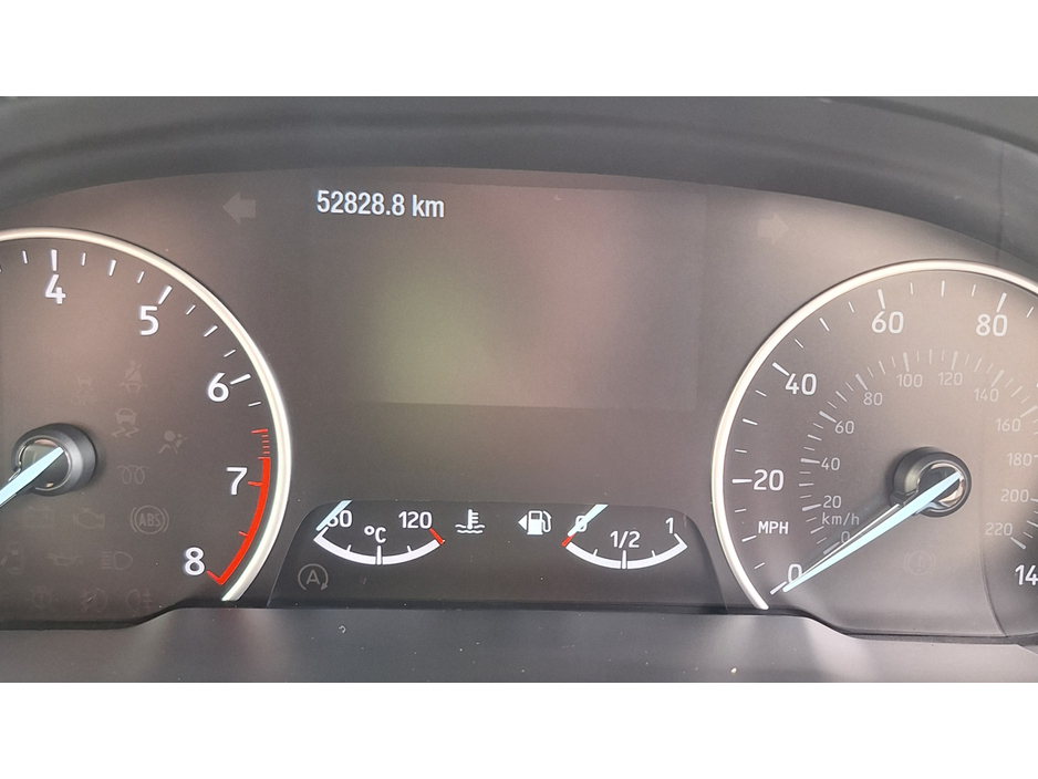 2020 Ford Ecosport - image 14