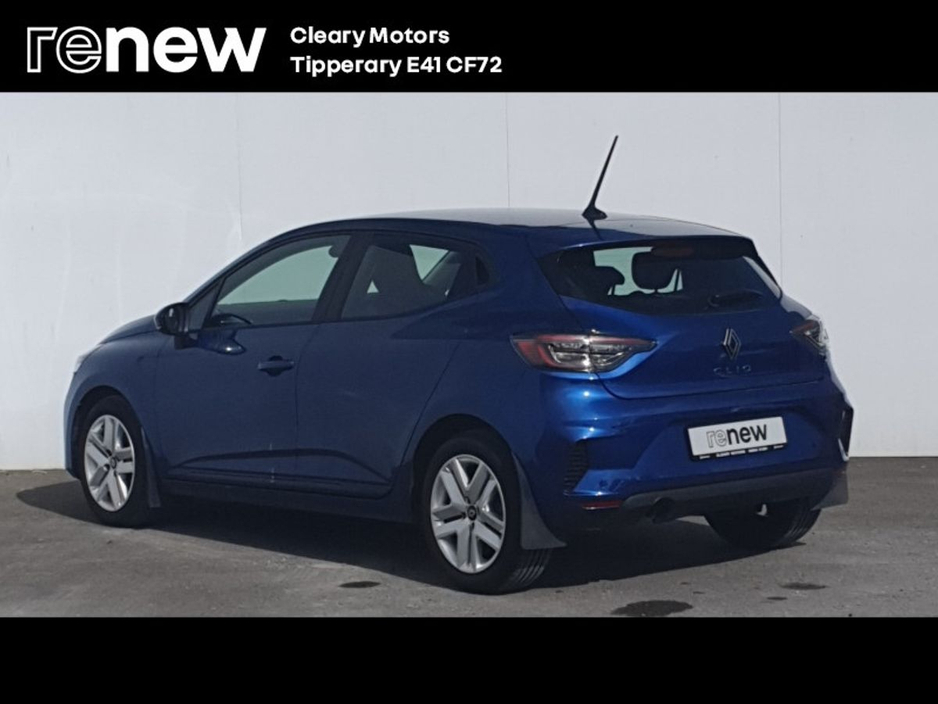 2025 Renault Clio - image 3