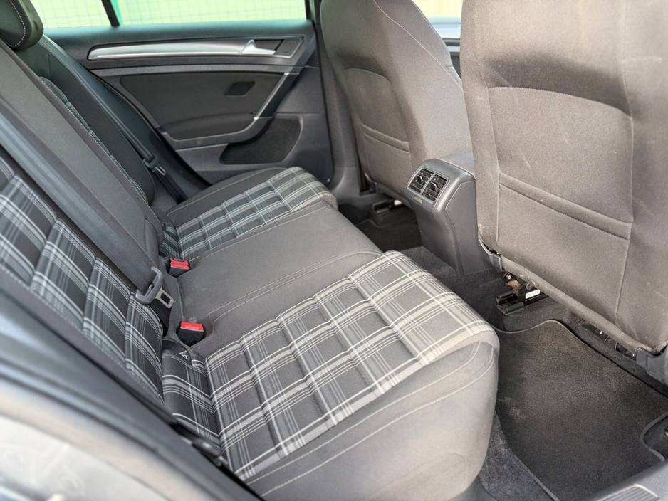 2017 Volkswagen Golf 2.0TDI DSG 3DR 184HP GTD €18,950