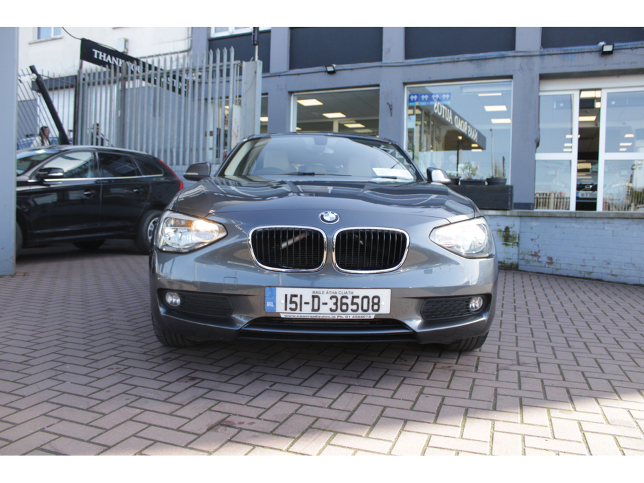 2015 BMW 1 Series - image 9